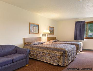 Motel Super 8 By Wyndham Hot Springs Habitación foto